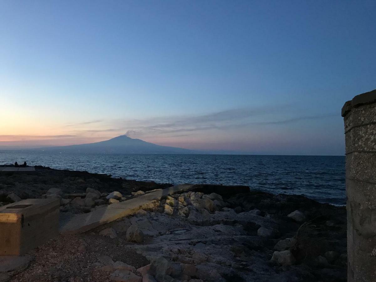 Blue54 - Pozzillo Sul Mare Fra L'Etna E Taormina Villa Buitenkant foto